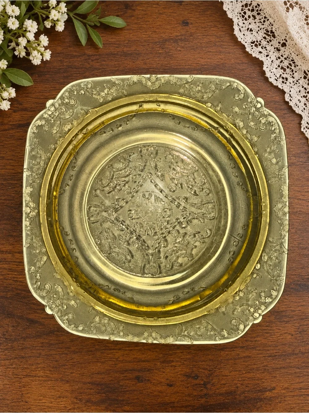 Vintage Amber Glass Dessert Plates Set of 4 Ornate Floral Scroll 6” Square